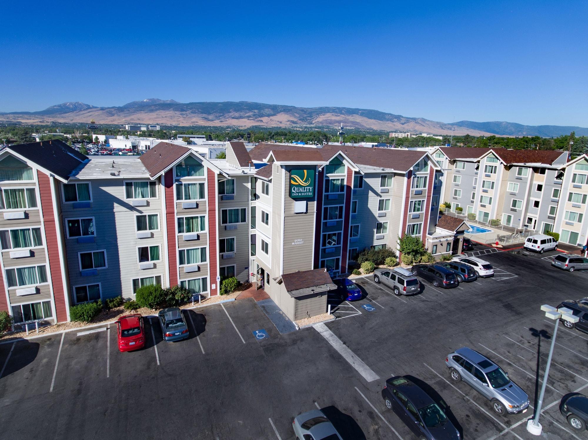 Quality Inn & Suites Reno Airport Exterior photo